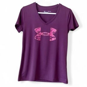 Under Armour HeatGear V-Neck Workout Tee Small Purple Pink Camo Logo